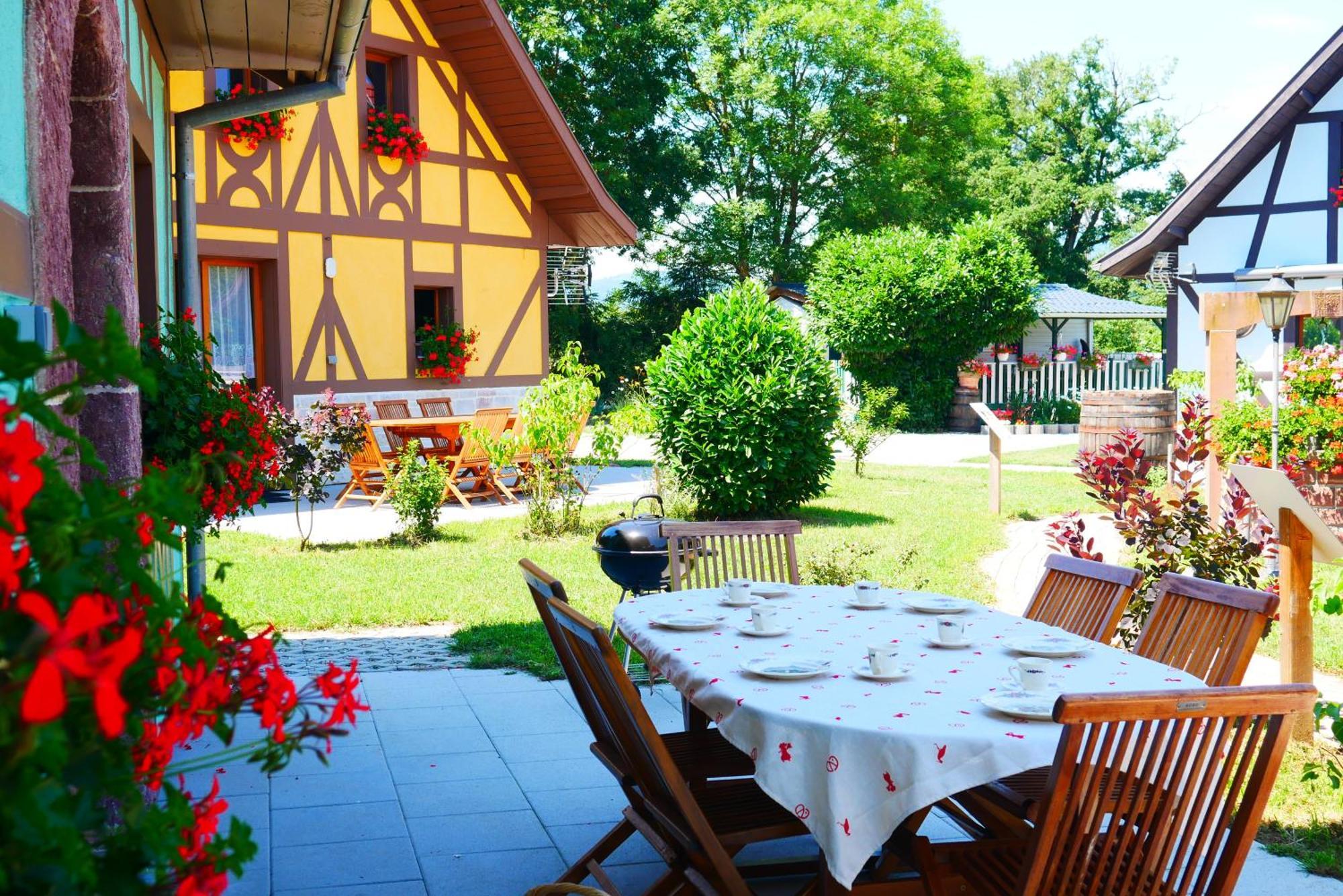 Camping Alsace Les Castors Burnhaupt-le-Haut Exterior foto